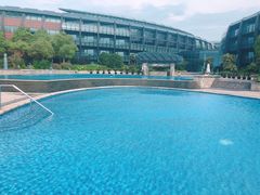 -上海滴水湖皇冠假日酒店