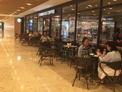-星巴克臻选(北京银泰店)
