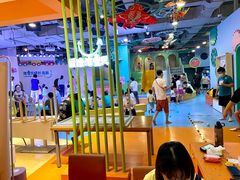 -家乐福(四元桥购物中心店)