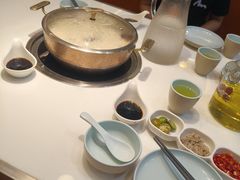 -洪氏嗨捞·猪肚鸡火锅(阳光天地店)