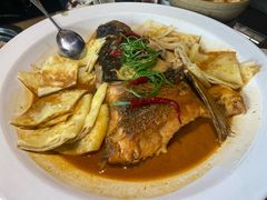 -东口码头·烧鸽子·鱼头泡饼·地方菜(金鹰悦城店)