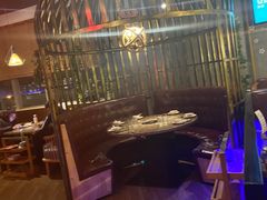 -三人行骨头王火锅(长寿店)