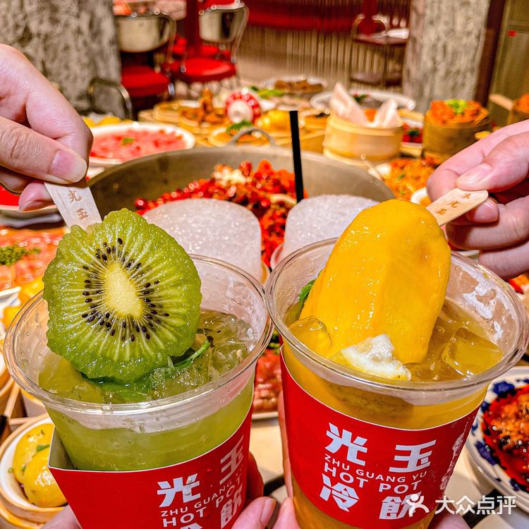 ️电话亭、小院、《少年的你》