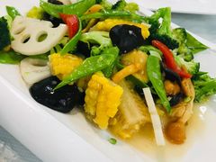 -雅逸居海鲜小厨