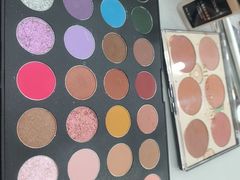 -首脑美容美发化妆美甲培训学校(龙岗校区)