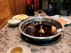 -肖肖酸萝卜鱼火锅(总店)