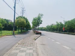 -逝水玩具折扣店