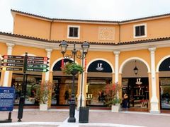 -佛罗伦萨小镇广佛名品奥特莱斯(疏港路店)