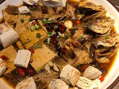 -六福烧烤酒馆(秦隆步行街店)