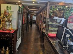 -万和春排骨砂锅米饭(湖北路店)