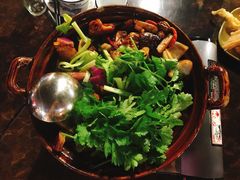 鸡煲-胡须佬鸡煲四季火锅(海雅缤纷城店)