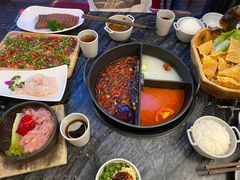 -热火朝天鲜切牛肉火锅(南强街巷店)