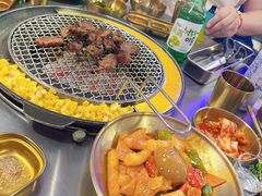 -釜山火炉·海鲜烤肉(紫藤路店)