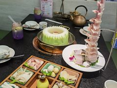 -得意咚瓜·顺德鱼生·冬瓜火锅(深圳首店)