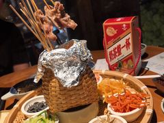 -包整·丝娃娃(甲秀楼景观店)