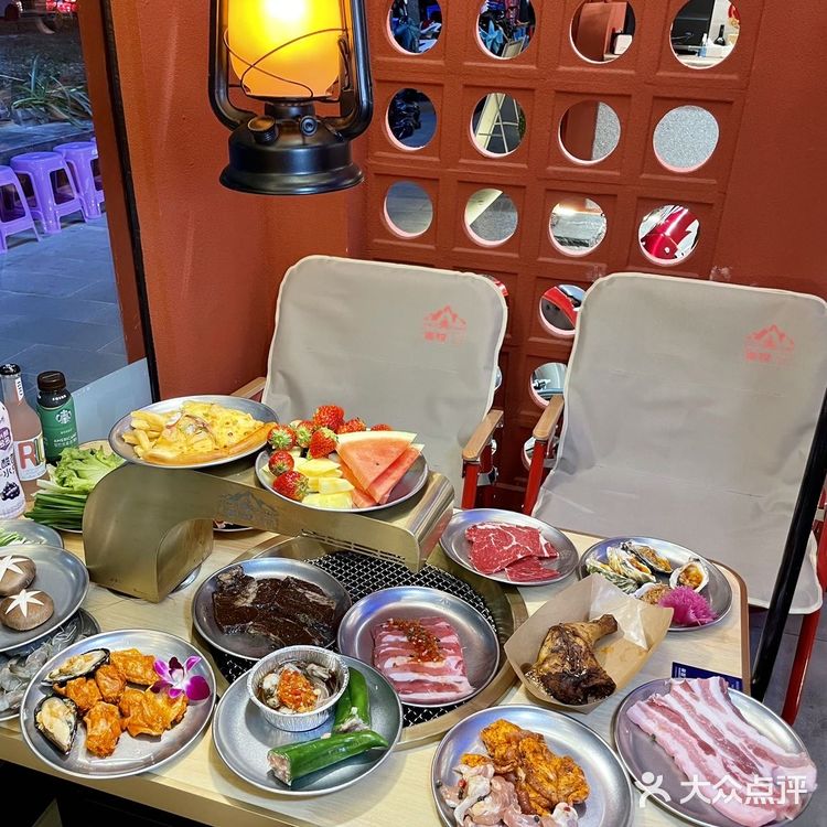 ️店名:集牧自助烤肉营地 ️地址：海椒市街60号