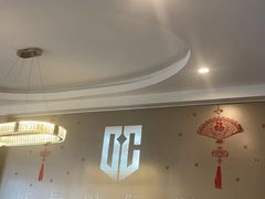 -欧辰国际酒店(重庆欢乐谷轻轨站店)