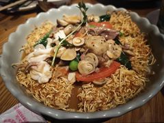 -大头虾越式风味餐厅(光明广场店)