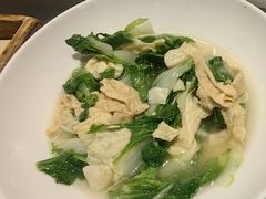 -江城小馆陕南妈妈菜·全球旅行餐厅(钟楼店)