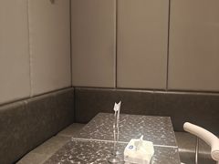 -粉八·云南米线·建水烧烤(常熟路店)