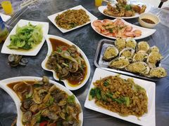 -覃记海鲜美食餐厅