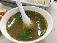 -黄阿姨锅贴大王(万航渡路店)