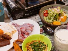 -金马门国际美食百汇(珞喻路店)