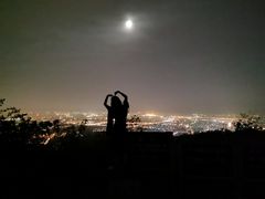 -鬼笑石后山停车场