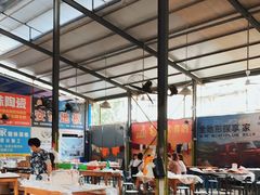 大堂-五七小李子油焖大虾(总店)