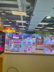 -莫莉幻想儿童乐园(三河燕郊永旺店)