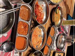 -青瓦炭韩潮烤肉(花园道店)