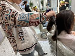 -PE SALON 