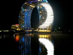 -湖州太湖旅游度假区-月亮广场