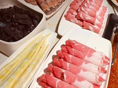 -海底捞火锅鲜切牛肉主题店(长寿路店)