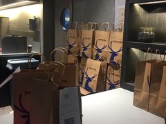 -瑞幸咖啡(新世界中心店)