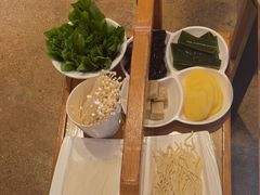-焯牛潮汕牛肉火锅(云峰街创始店)