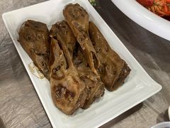干锅鸭头-指爱龙虾(金杨路总店)