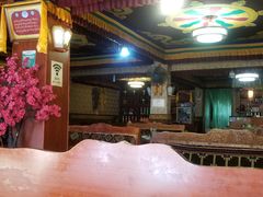 -嘎咓讓咘藏餐厅(团结新村店)