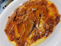 招牌溜胸口-伊兰盛堡(河南路店)