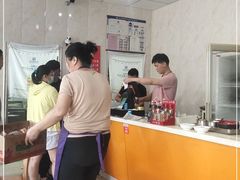 -洪峰浩老北京烧饼夹肉(角门路店)