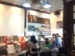 -小院儿童绘馆(富国里店)