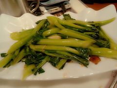 -新大咀港式茶餐厅(宝山万达店)
