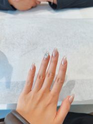 -丽心自助美甲美睫