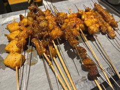 -卞二小串·鹤岗烧烤·坑烤(永定路店)