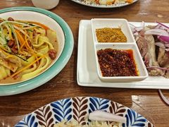 -清真·玛丽亚新疆菜主题餐厅(浙江中路店)