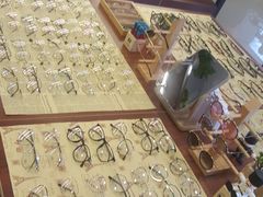 -肆兮眼镜·蔡司·徕卡战略合作店(大坪店)