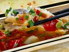 -胡须哥网红竹筒菜