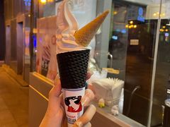 大白兔冰淇淋-麦丽丝红油辣椒冰淇淋(江家巷店)