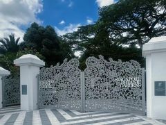 -植物园哈利亚餐厅