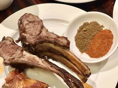 -广州万富希尔顿酒店·感趣自助餐厅·金秋蟹宴生蚝海鲜刺身烧烤